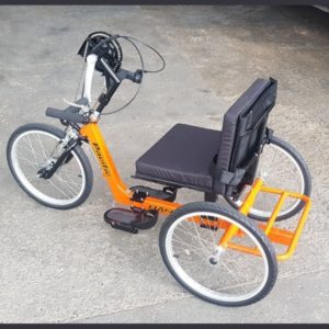 Upright handcycle