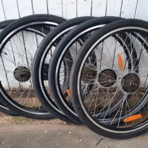 Wheels  - 27.5" 6-Speed Screw