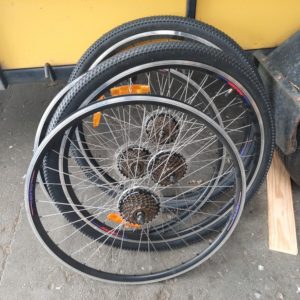 Wheels - 27.5" 7-Speed Screw