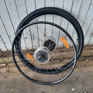 Wheels - 700c 8-Speed Cassette Disc