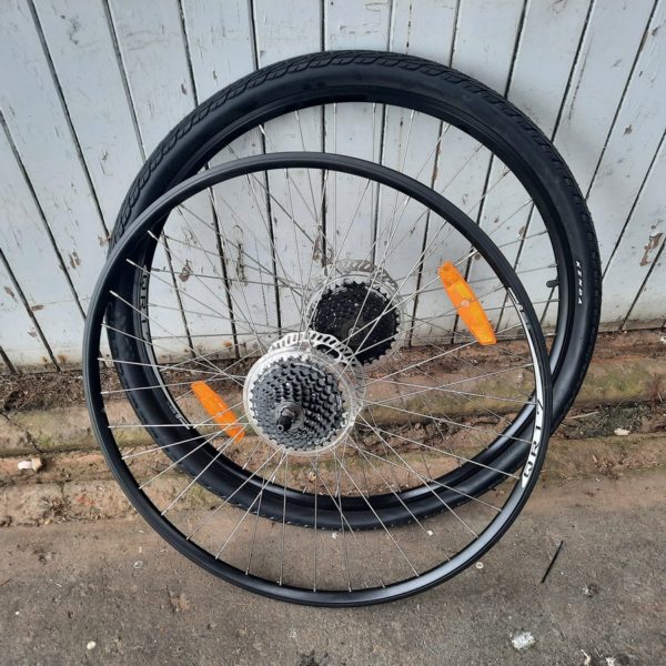 Wheels - 700c 8-Speed Cassette Disc