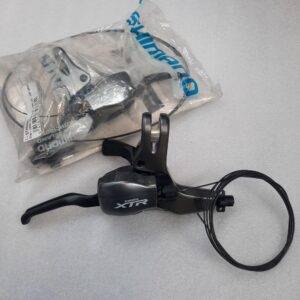 Shimano XTR STI V-BRAKE LEVER/SHIFTER SET - ST-M961
